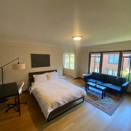 Furnished Apartments - Climate Pledge Arena Next Door Seattle Exterior foto